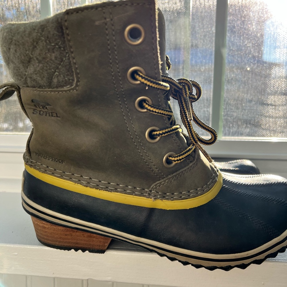 Sorel Women's Winter Boots - Brown, Black, and Yellow